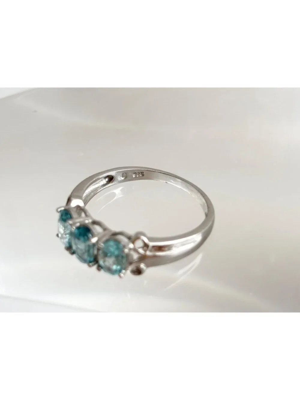 Aquamarine Oval Cut Row Set Triple Swirly Sterling Silver 925 Vintage Ring sz 8